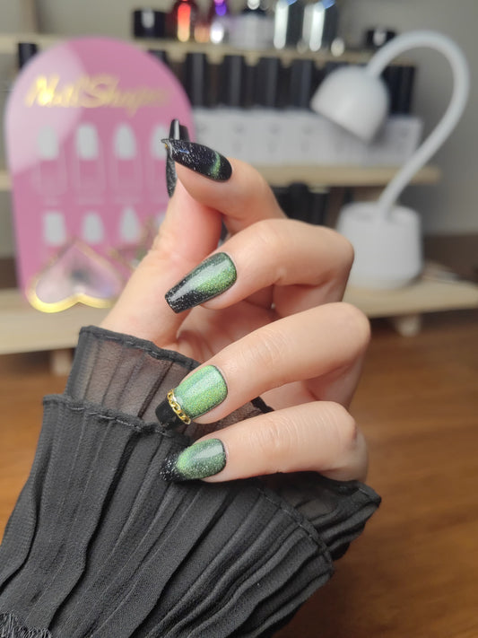 CLASSY GREEN